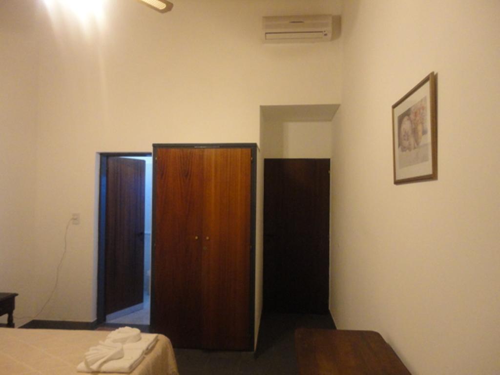 Hotel Lujan Lujan  객실 사진
