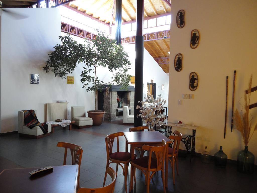Hotel Lujan Lujan  외부 사진