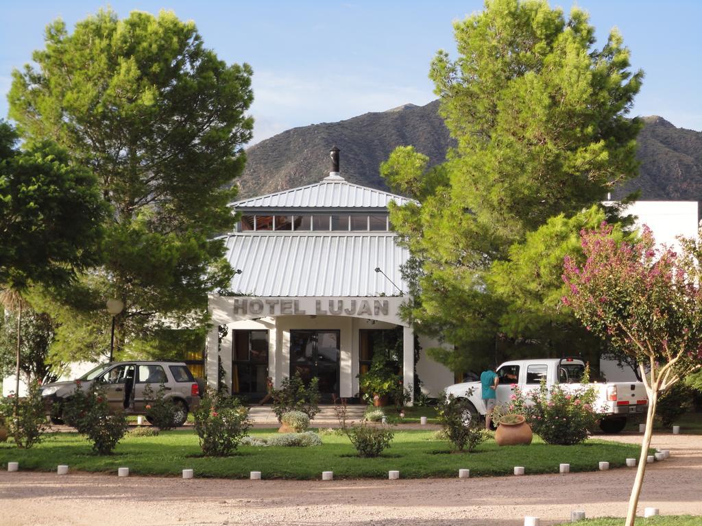 Hotel Lujan Lujan  외부 사진