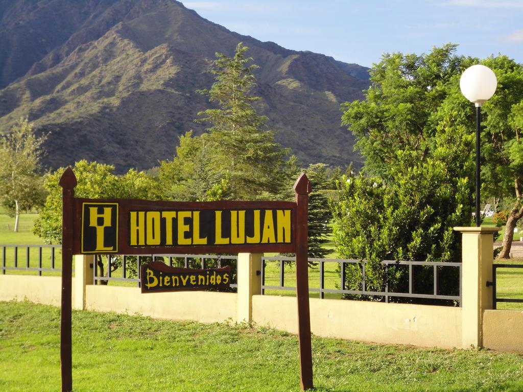 Hotel Lujan Lujan  외부 사진